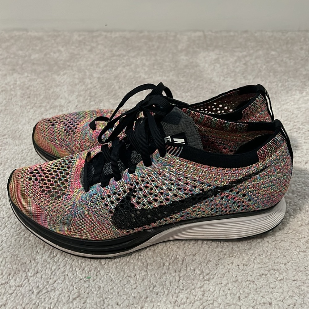 Nike Multicolor Flyknit Racers - Picture 3 of 6